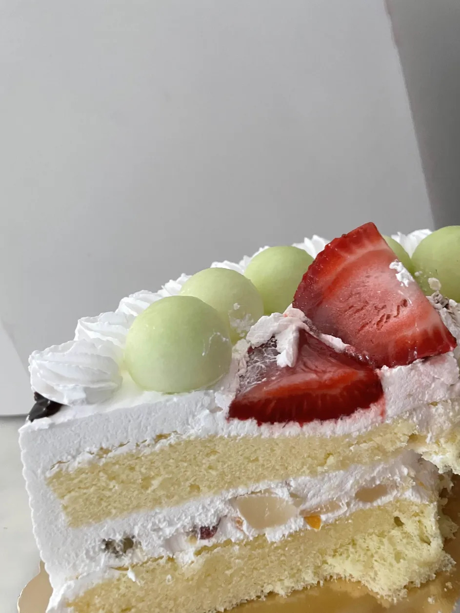 cake photo by Tina Xing