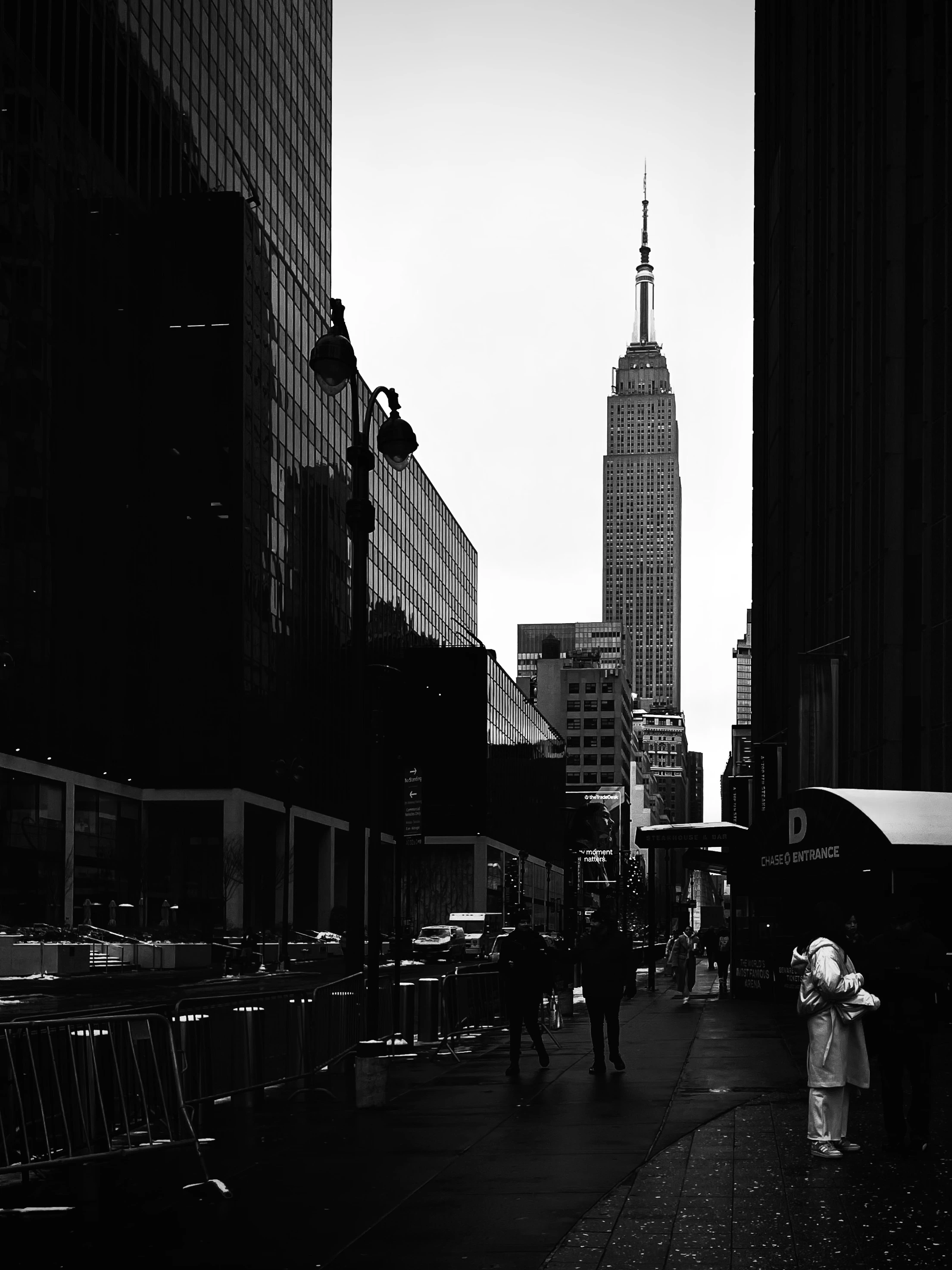 NYC Black and White capture by Tina Xing