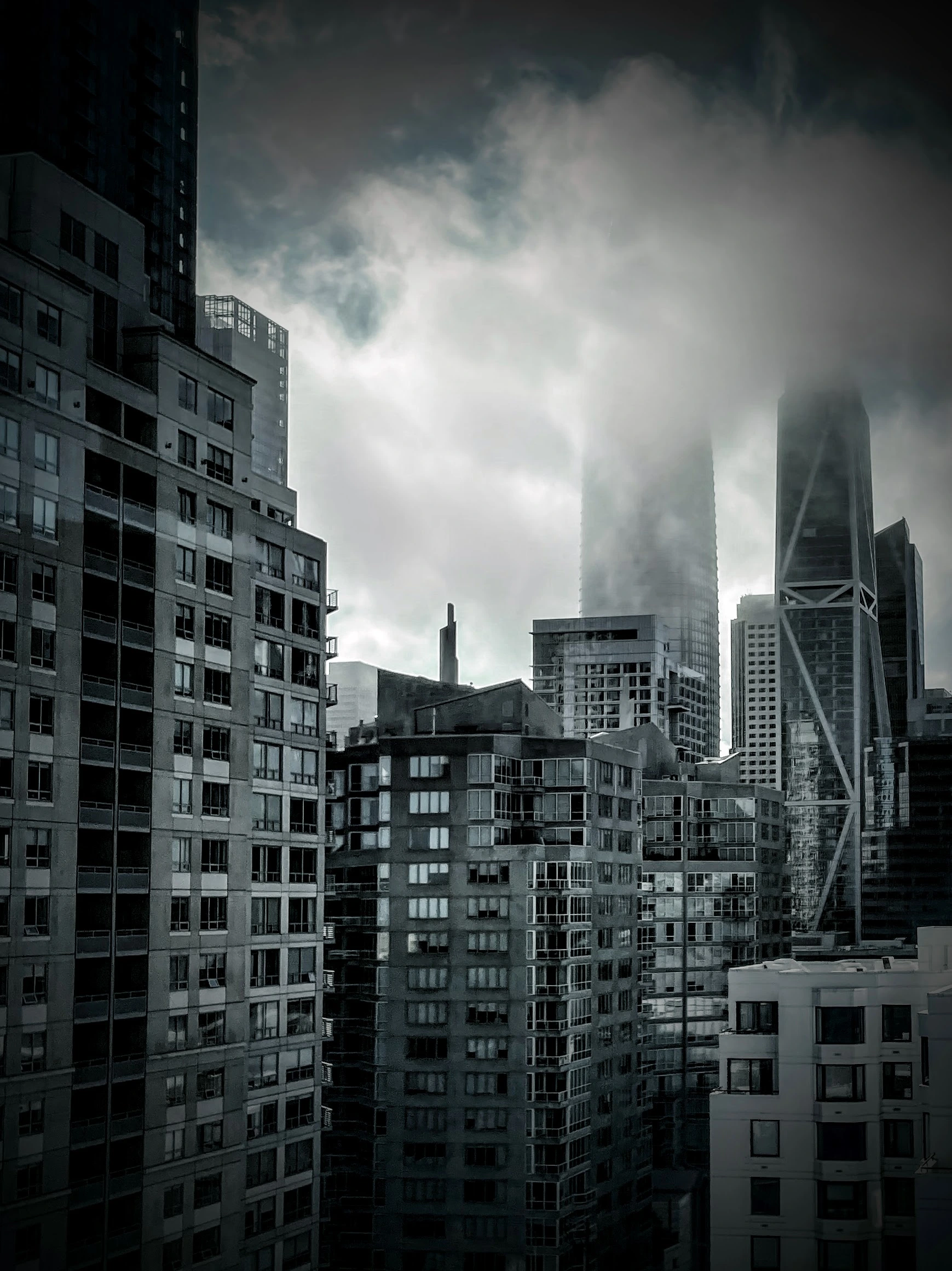 Dramatic City shot with iPhone, by Tina Xing photography